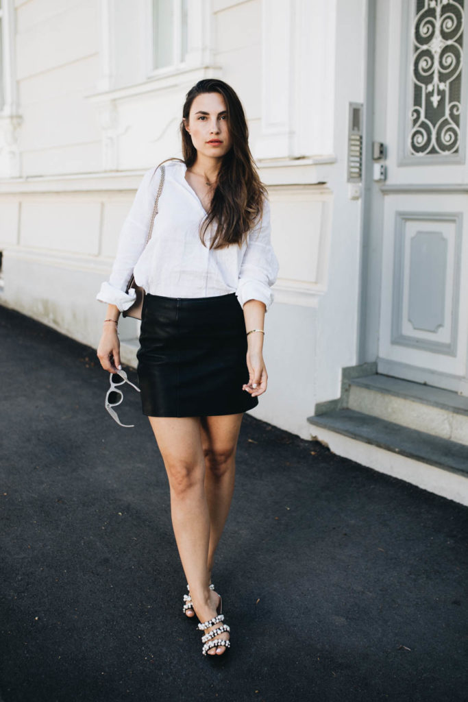 Outfit: Back to basics - leather skirt & linen shirt | You Rock My Life